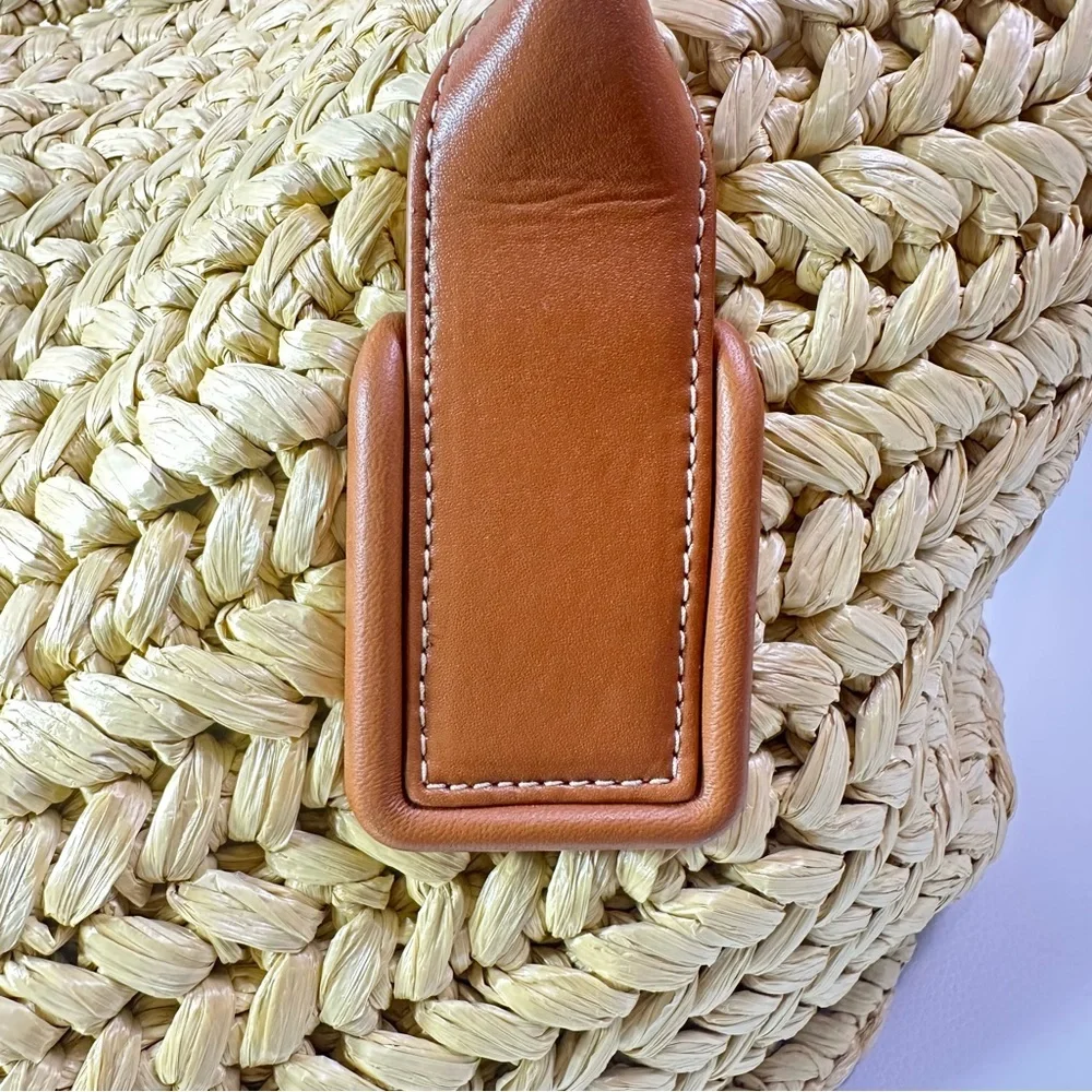 NEW Bottega Veneta Arco Natural Wood Rafia Medium Tote - Picture 9 of 16